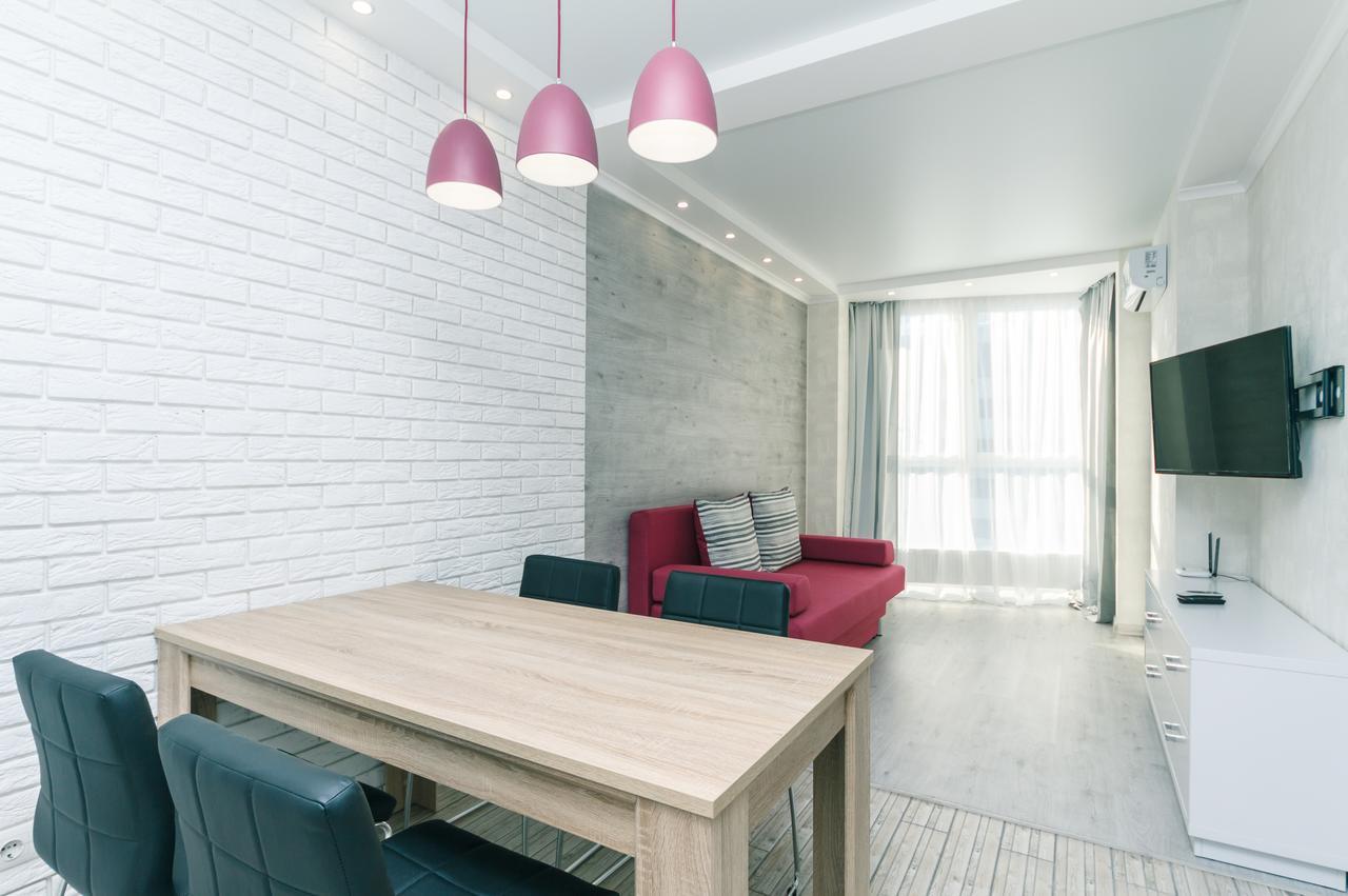 Flatrent Drahomanova 2A Apartment Kyiv Exterior photo