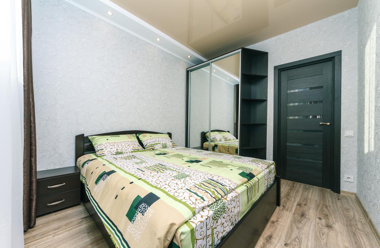 Flatrent Drahomanova 2A Apartment Kyiv Exterior photo