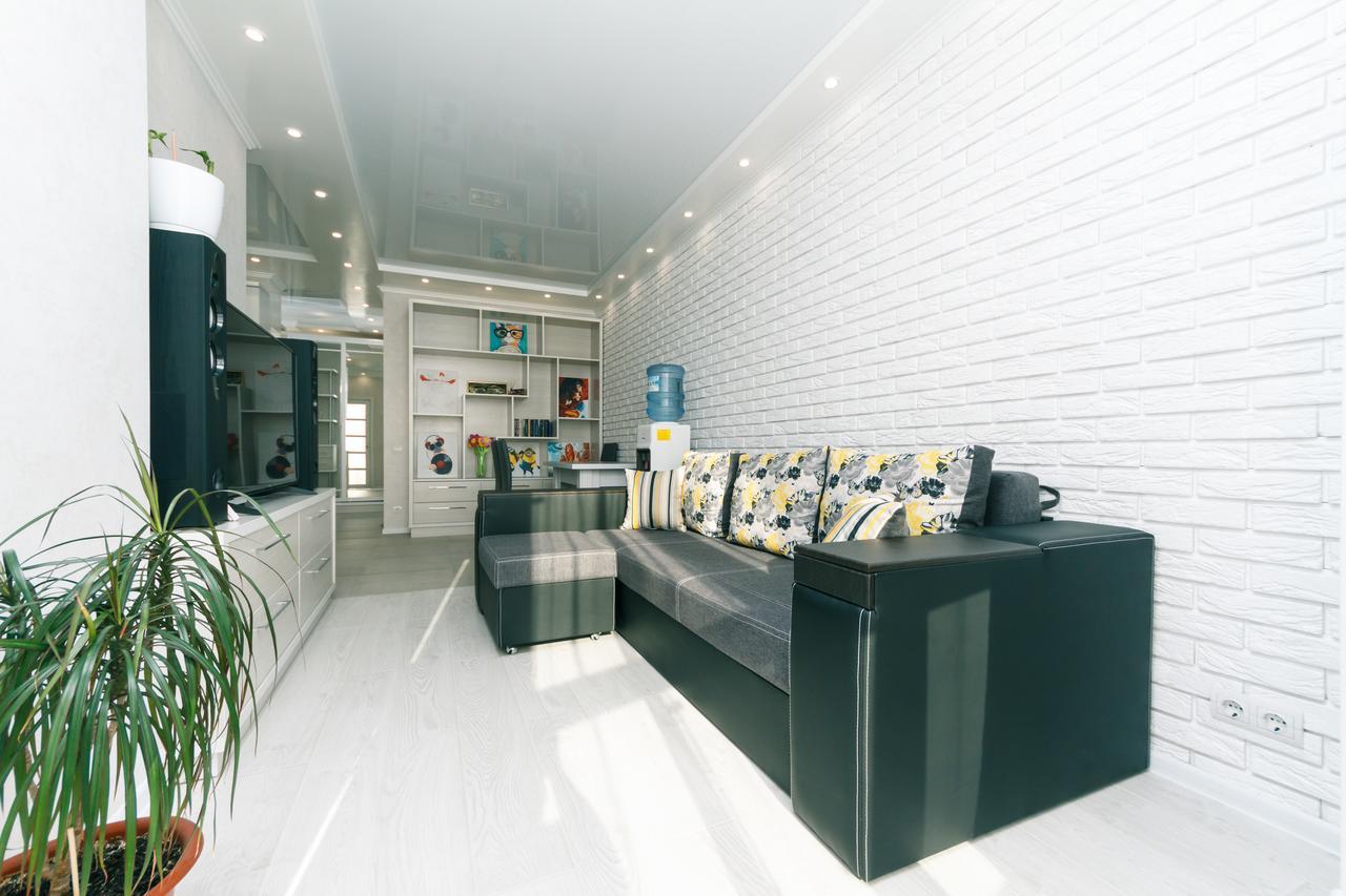 Flatrent Drahomanova 2A Apartment Kyiv Exterior photo